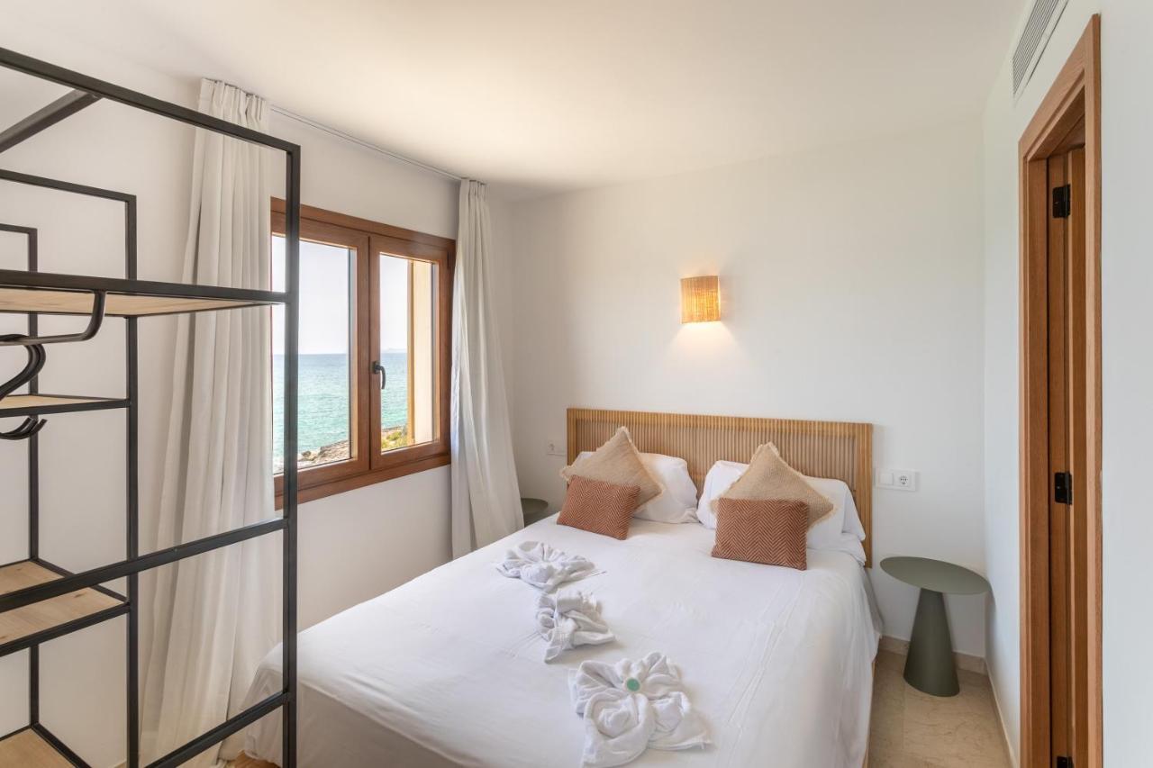 Beachfront Holiday Apartment Lotja 7 - Grupo Berna Colonia de Sant Jordi Екстер'єр фото