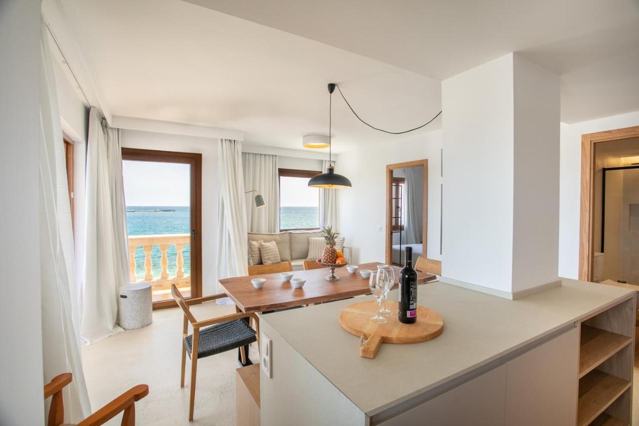 Beachfront Holiday Apartment Lotja 7 - Grupo Berna Colonia de Sant Jordi Екстер'єр фото
