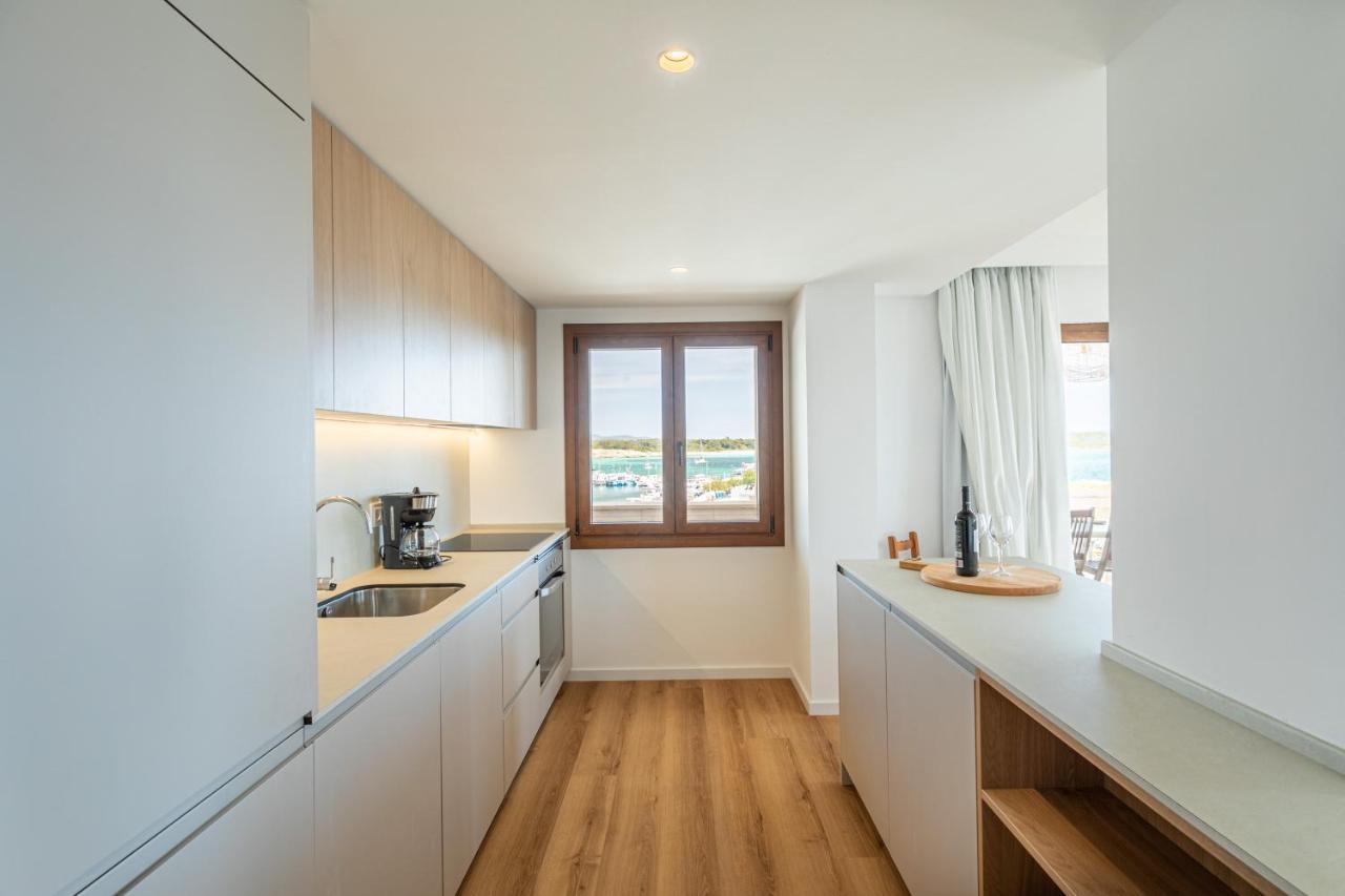 Beachfront Holiday Apartment Lotja 7 - Grupo Berna Colonia de Sant Jordi Екстер'єр фото
