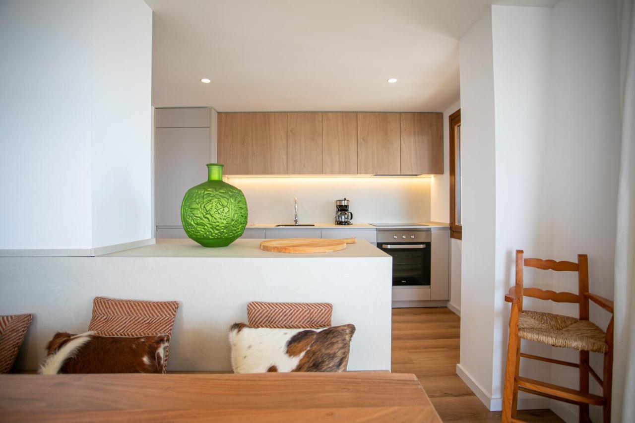 Beachfront Holiday Apartment Lotja 7 - Grupo Berna Colonia de Sant Jordi Екстер'єр фото