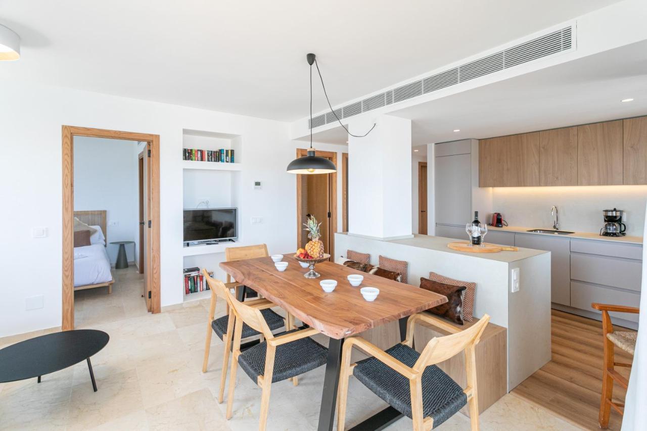 Beachfront Holiday Apartment Lotja 7 - Grupo Berna Colonia de Sant Jordi Екстер'єр фото